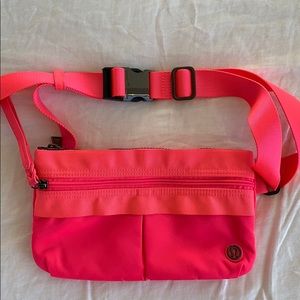 Lululemon belt bag